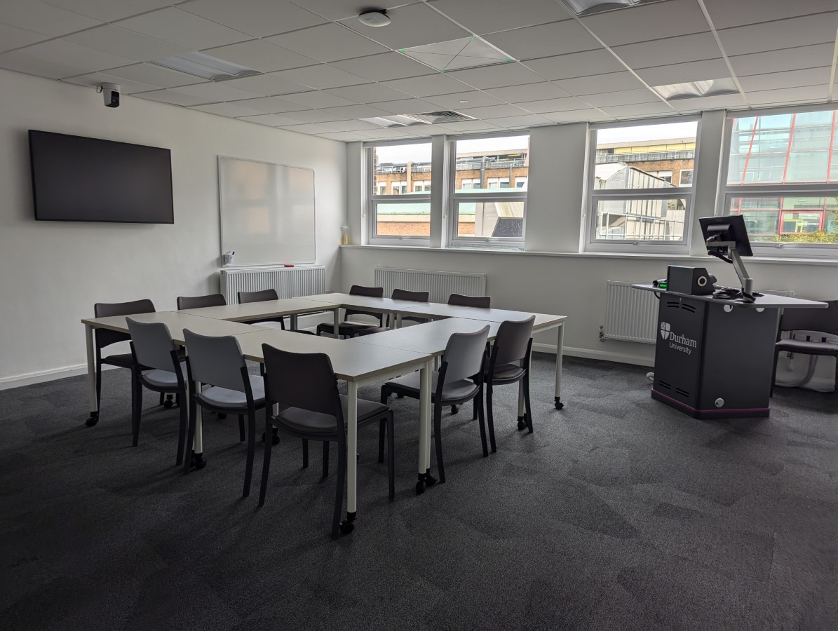 CB-1016 - Teaching Room