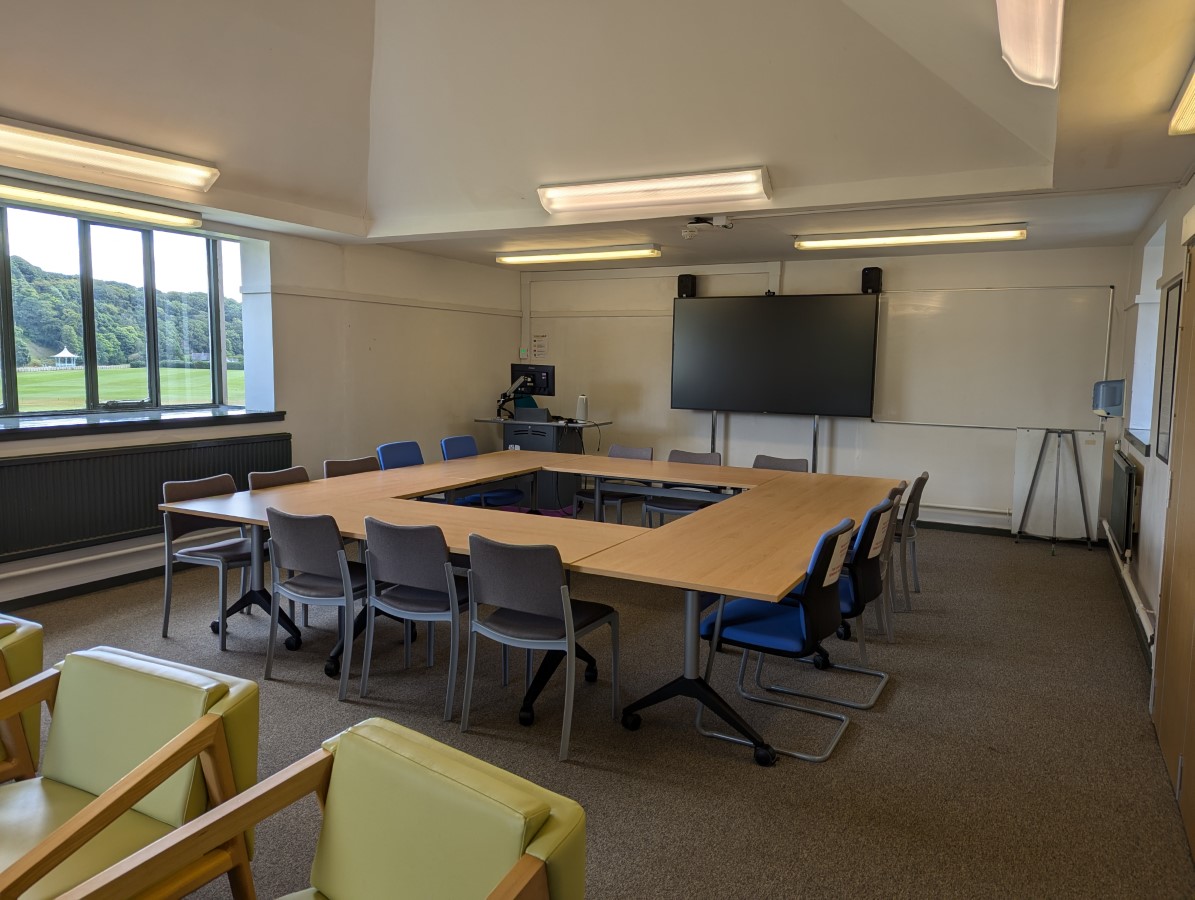 OE113 - Teaching Room