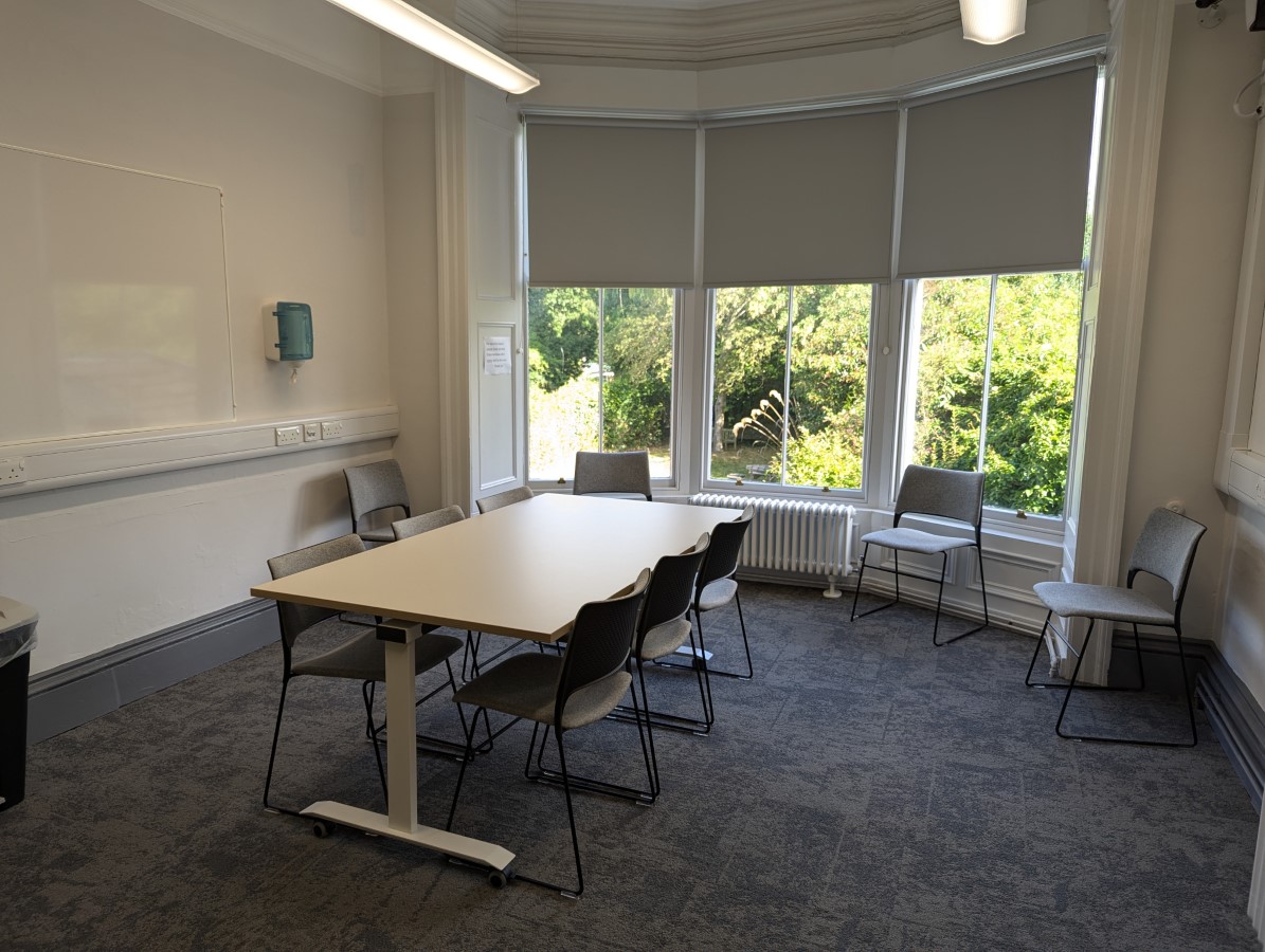 OE42-1008 - Teaching Room