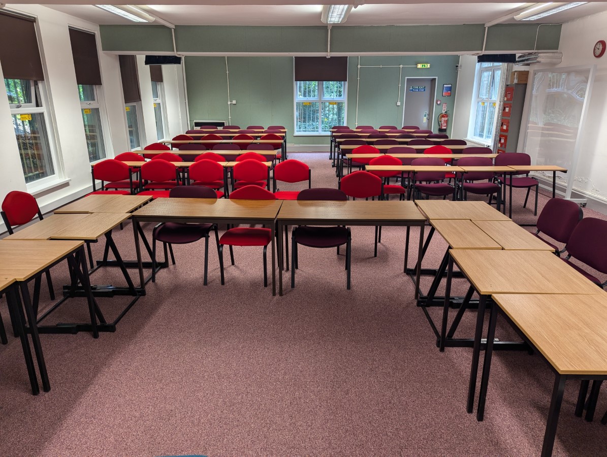 EH009 - Teaching Room