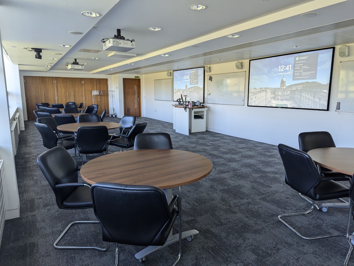 4.04 Conference Room