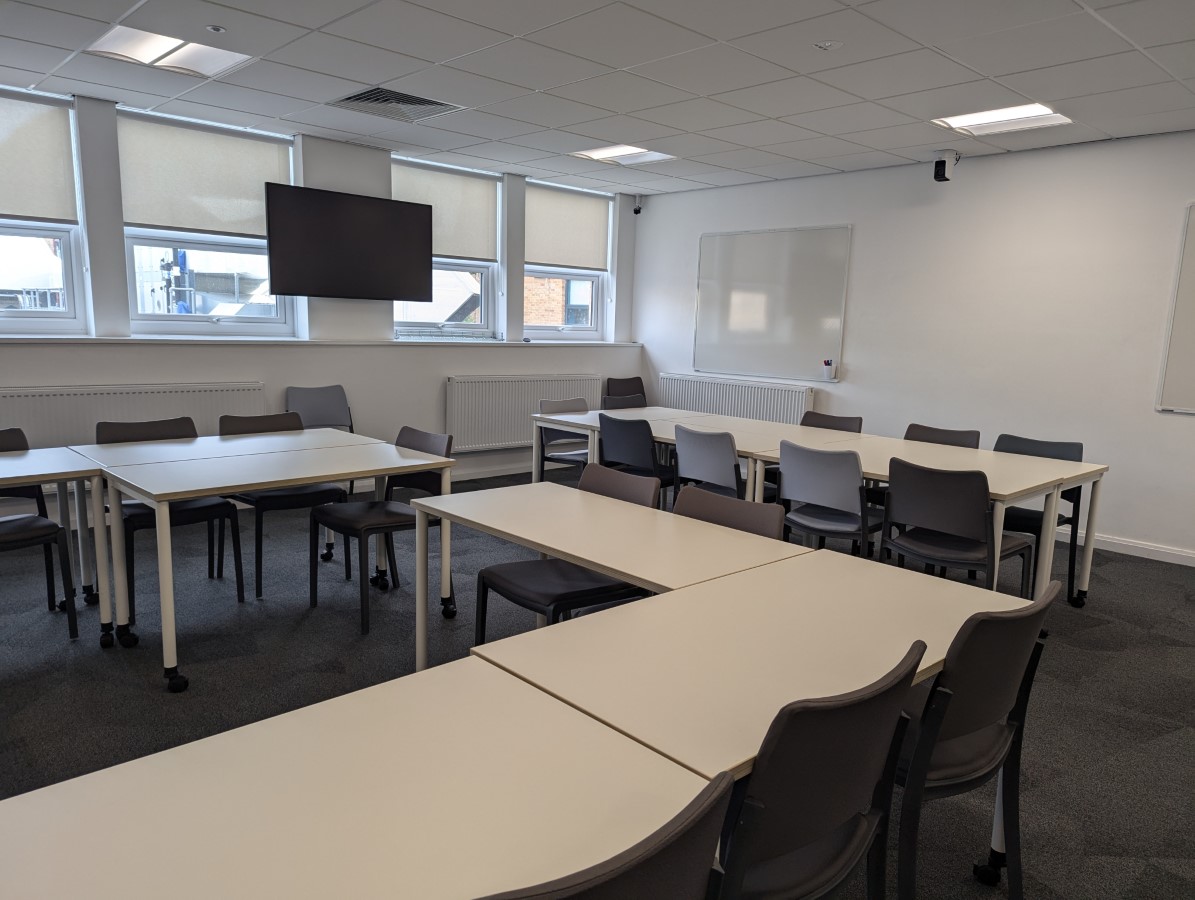 CB-1015 - Teaching Room