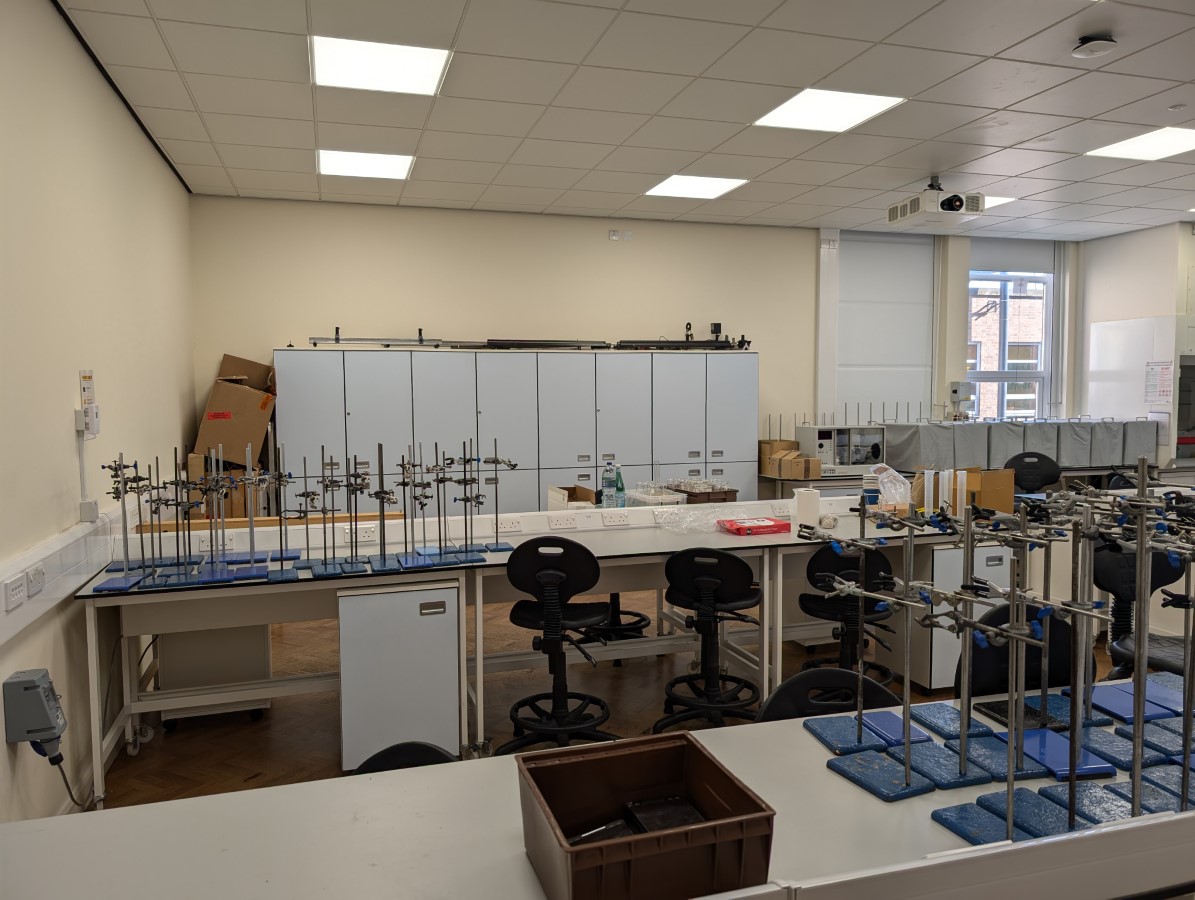 PH130 - Teaching Lab